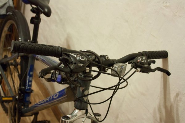 S2mcKAt5F8A.jpg