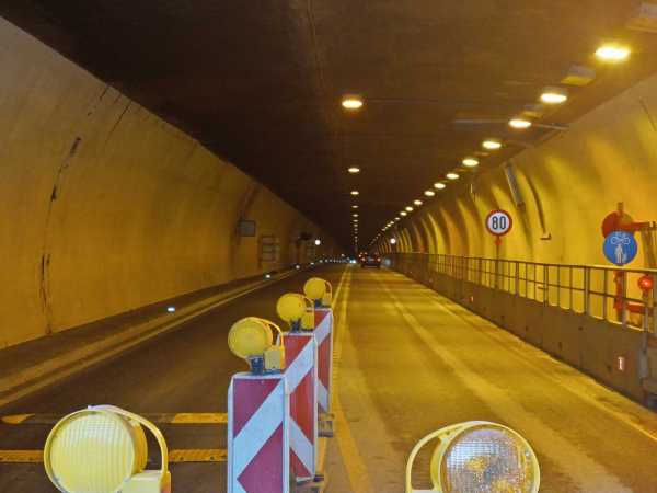 17-tunnel.jpg